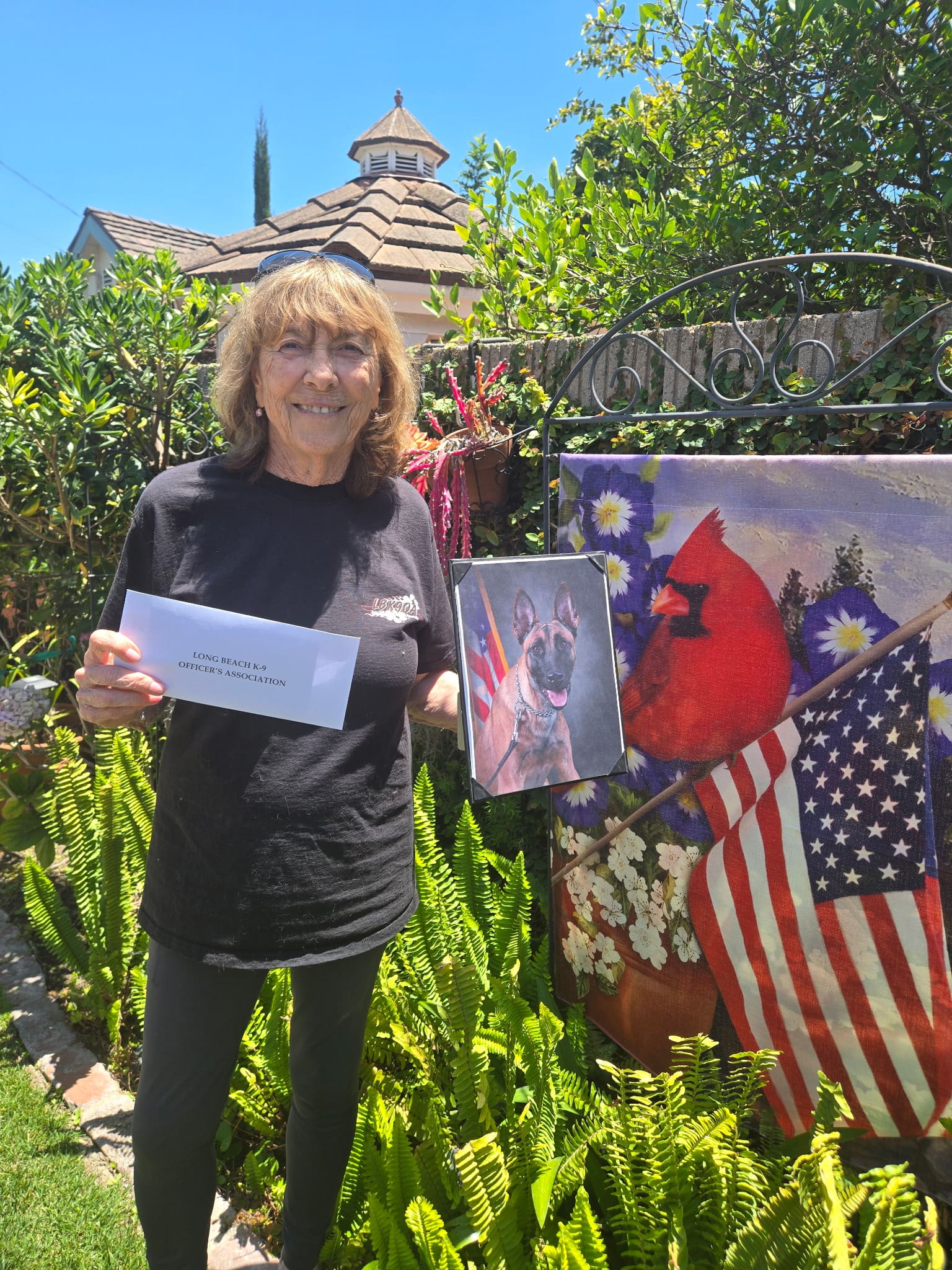 Rossmoor Woman’s Club supports Long Beach K-9s